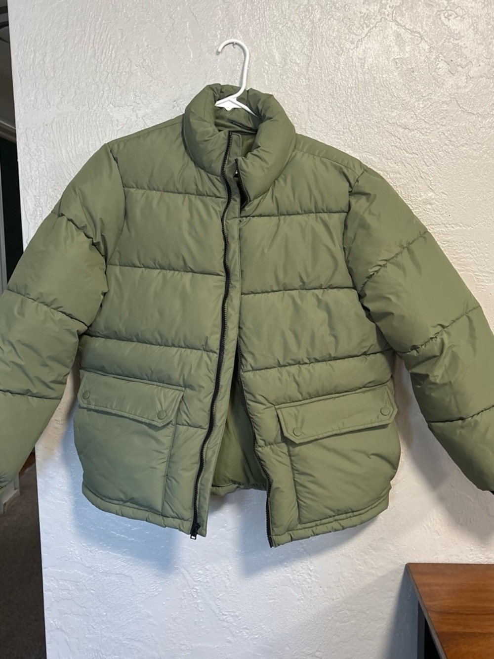 LCKR Men's Olive Green Puffer Jacket
